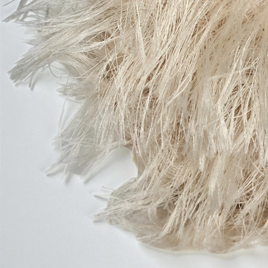 Yeni Kürküm Kaz Tüyü – Faux Goose Feather Yarn (100g / 90m)