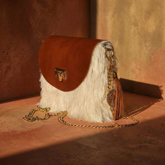 Lykhny Feathered Flap