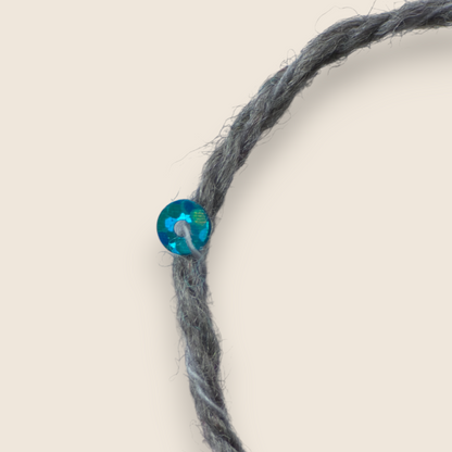 Gala Payet – 94% Acrylic, 6% Sequins Yarn (50g / 125m)