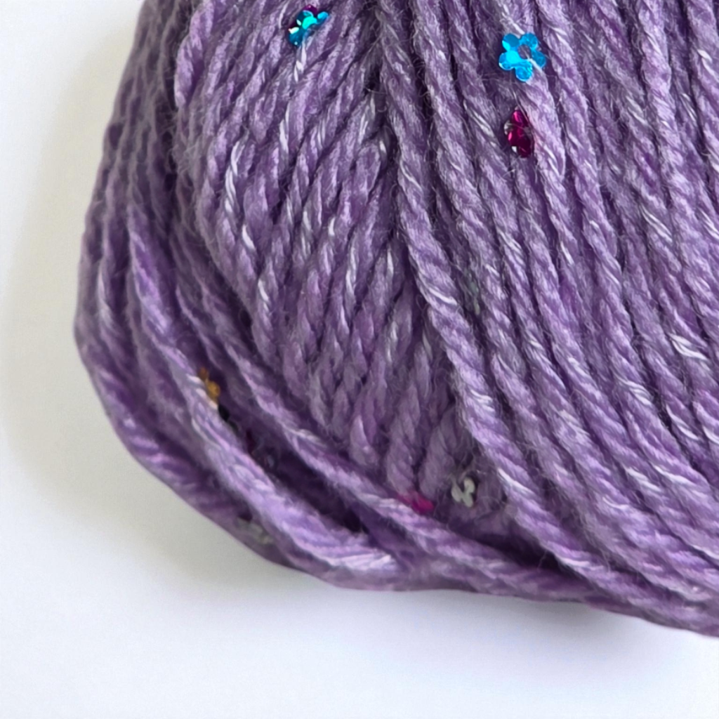 Gala Payet – 94% Acrylic, 6% Sequins Yarn (50g / 125m)